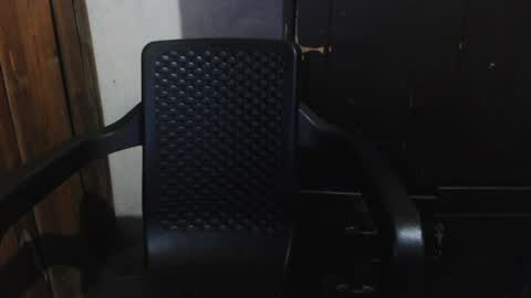 Snapshot of j_castello chatting on 04/28/26, 03:00 J online show from 04/28/26, 03:00