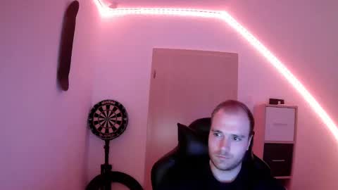 Snapshot of j_german783377 chatting on 12/02/24, 06:32 here4y online show from 12/02/24, 06:32