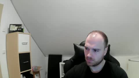 Snapshot of j_german783377 chatting on 12/11/24, 08:36 here4y online show from 12/11/24, 08:36