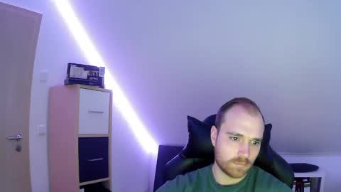 Snapshot of j_german783377 chatting on 12/31/24, 01:19 here4y online show from 12/31/24, 01:19