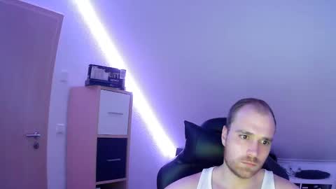 Snapshot of j_german783377 chatting on 01/05/25, 07:07 here4y online show from 01/05/25, 07:07