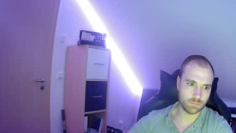 Snapshot of j_german783377 chatting on 01/07/25, 07:06 here4y online show from 01/07/25, 07:06