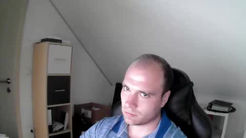 Snapshot of j_german783377 chatting on 09/11/25, 08:58 here4y online show from 09/11/25, 08:58