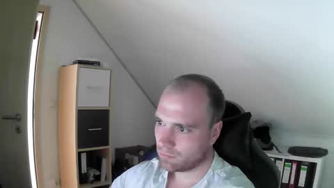 Snapshot of j_german783377 chatting on 09/30/25, 02:11 here4y online show from 09/30/25, 02:11