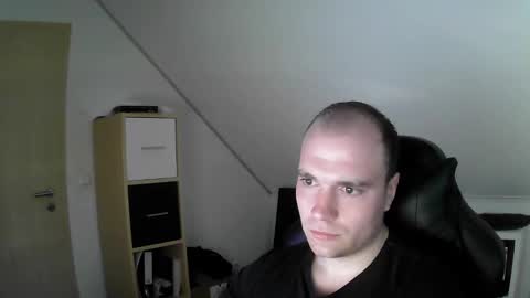 Snapshot of j_german783377 chatting on 11/21/25, 09:19 here4y online show from 11/21/25, 09:19