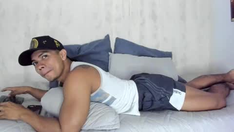 i am juan musiry independent model  online show from 02/11/25, 08:26