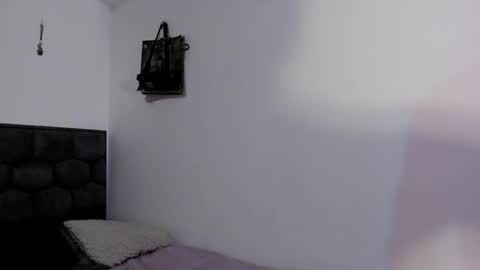 Snapshot of j_u_p_i_t_e_r chatting on 01/09/25, 06:57 Noah online show from 01/09/25, 06:57