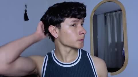 Snapshot of j_u_p_i_t_e_r chatting on 09/22/25, 11:12 Noah online show from 09/22/25, 11:12