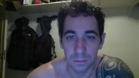 Snapshot of ja16 chatting on 12/19/25, 07:43 ja16 online show from 12/19/25, 07:43