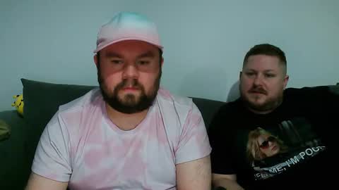 ja_couple online show from 04/15/26, 06:37