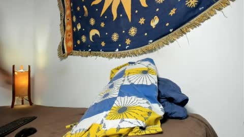 Snapshot of jaacksn chatting on 04/07/26, 08:04 jaacksn online show from 04/07/26, 08:04