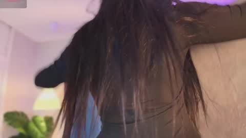 Jade online show from 04/04/26, 08:06