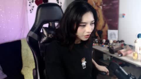 jade 18  online show from 03/06/26, 07:16