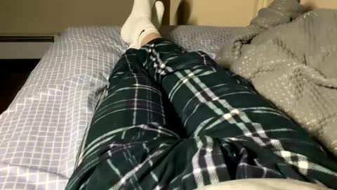 Snapshot of jaaltar chatting on 12/15/25, 02:27 Jaaltar online show from 12/15/25, 02:27