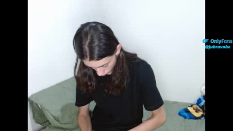 Andrs online show from 03/06/25, 03:24