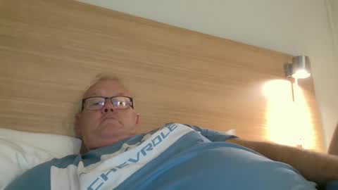 Snapshot of jacal711 chatting on 05/08/26, 10:31 jacal711 online show from 05/08/26, 10:31