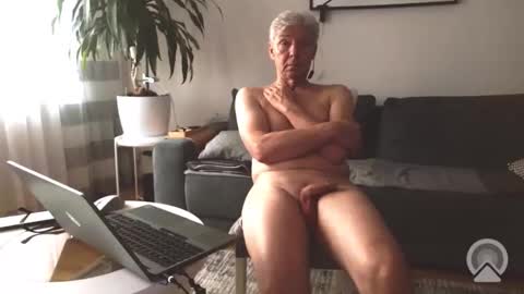 jacek___1 online show from 12/04/25, 10:46