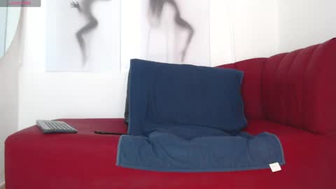    online show from 04/06/26, 12:39