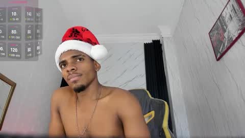 Snapshot of jack_muscles69_ chatting on 12/13/24, 04:05 Jack online show from 12/13/24, 04:05