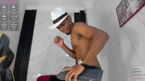 Snapshot of jack_muscles69_ chatting on 01/22/25, 06:10 Jack online show from 01/22/25, 06:10