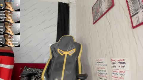 Snapshot of jack_muscles69_ chatting on 03/04/25, 03:00 Jack online show from 03/04/25, 03:00