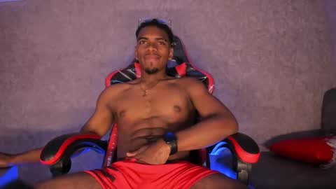 Snapshot of jack_muscles69_ chatting on 09/27/25, 01:16 Jack online show from 09/27/25, 01:16