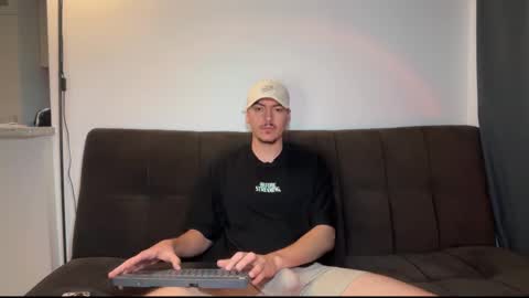 INDEPENDENT MODEL online show from 01/12/26, 11:48