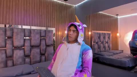 Jack online show from 11/23/25, 04:45