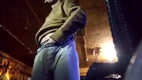 Snapshot of jackboys16 chatting on 02/12/25, 09:10 Dess online show from 02/12/25, 09:10