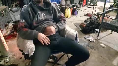 Snapshot of jackboys16 chatting on 02/16/25, 10:32 Dess online show from 02/16/25, 10:32