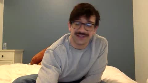 Snapshot of jackcharloe chatting on 11/04/25, 11:37 jackcharloe online show from 11/04/25, 11:37