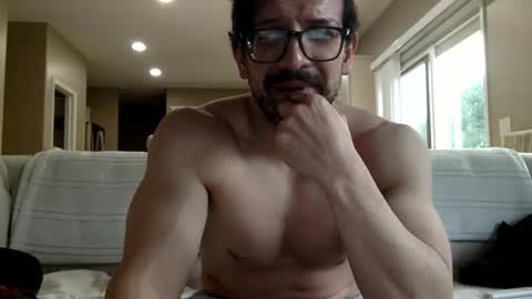 Snapshot of jackcharloe chatting on 11/21/25, 09:46 jackcharloe online show from 11/21/25, 09:46