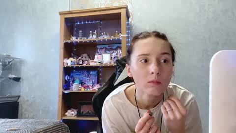 Alice online show from 11/21/25, 06:23