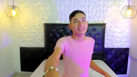 Snapshot of jackeowens chatting on 02/25/25, 01:39 JACK online show from 02/25/25, 01:39