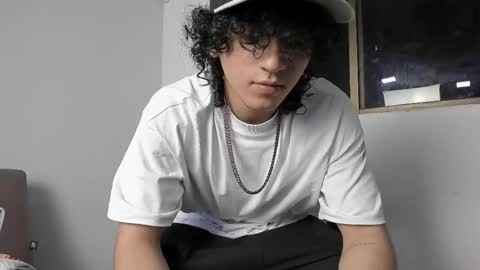 Snapshot of jackestaylor chatting on 11/28/25, 11:51 Jackes Taylor online show from 11/28/25, 11:51