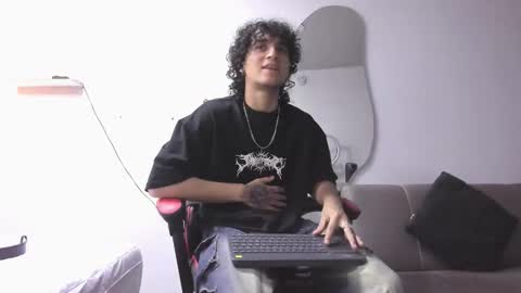 Snapshot of jackestaylor chatting on 01/10/26, 06:48 Jackes Taylor online show from 01/10/26, 06:48