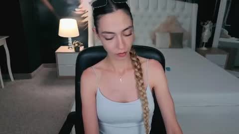 Jackie online show from 06/18/26, 09:14