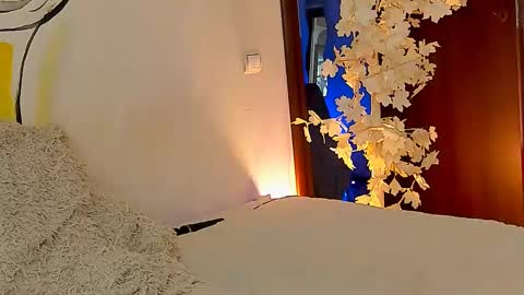 Jackie online show from 02/16/25, 12:10