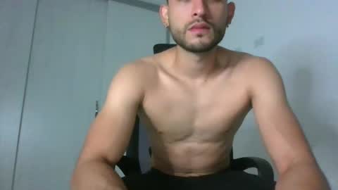 Snapshot of jackmaxim95 chatting on 02/07/25, 04:16 Jack Maxim online show from 02/07/25, 04:16