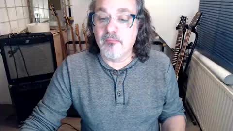 Jack independent model  online show from 02/25/26, 06:50