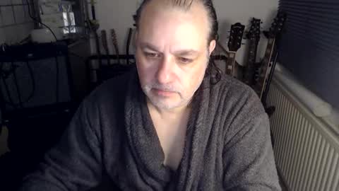 Jack independent model  online show from 03/15/26, 10:27