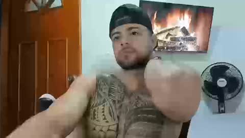 Snapshot of jackpit77 chatting on 11/18/25, 01:04 jackpit77 online show from 11/18/25, 01:04