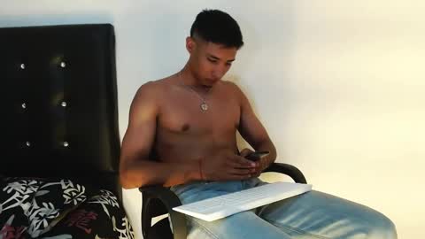 Snapshot of jacksoncooper1 chatting on 01/20/25, 06:21 Jackson Cooper online show from 01/20/25, 06:21