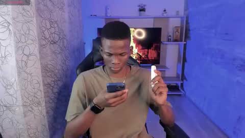 Snapshot of jacksonmuller_ chatting on 03/11/26, 02:01 Jackson online show from 03/11/26, 02:01