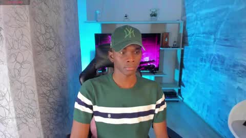 Snapshot of jacksonmuller_ chatting on 05/11/26, 01:17 Jackson online show from 05/11/26, 01:17
