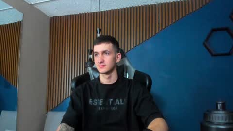 Jackson Olsen online show from 02/01/25, 06:19