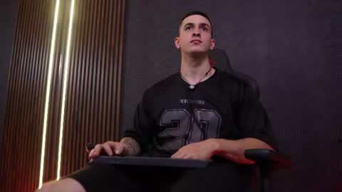 Jackson Olsen online show from 07/13/26, 08:33