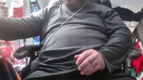 Snapshot of jacksonp41 chatting on 12/26/24, 02:01 jacksonp41 online show from 12/26/24, 02:01