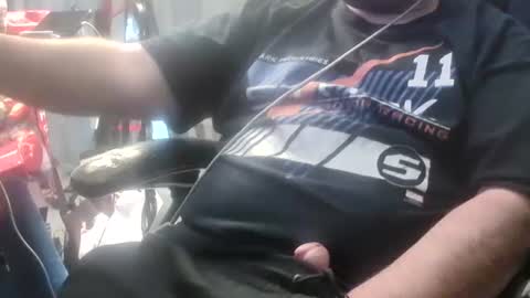 Snapshot of jacksonp41 chatting on 02/15/25, 04:25 jacksonp41 online show from 02/15/25, 04:25