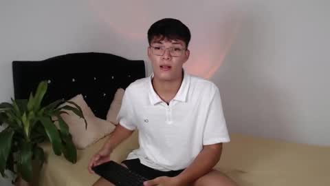 Snapshot of jacob_toommy chatting on 02/14/26, 03:14 jacob and tommy online show from 02/14/26, 03:14